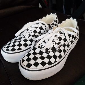 PRICE FIRM* Van's checkered platforms* PRICE FIRM